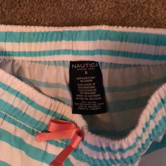 Girls shorts - Picture 3 of 3